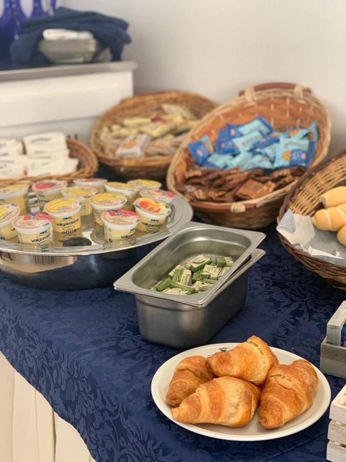 Hotel Villa Isola Rimini Zewnętrze zdjęcie
