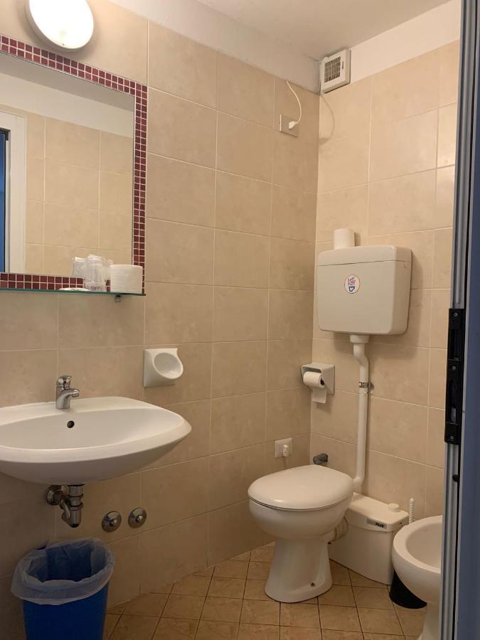 Hotel Villa Isola Rimini Zewnętrze zdjęcie