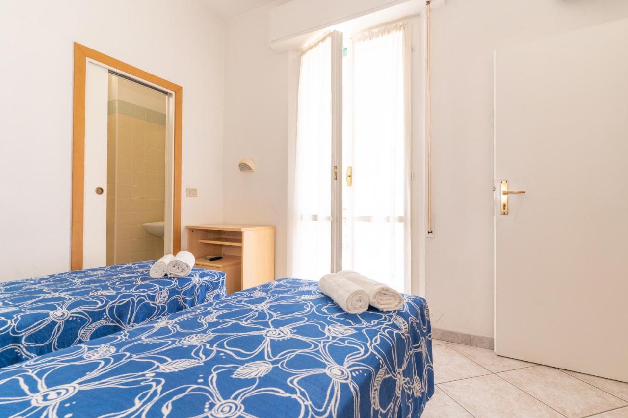 Hotel Villa Isola Rimini Zewnętrze zdjęcie