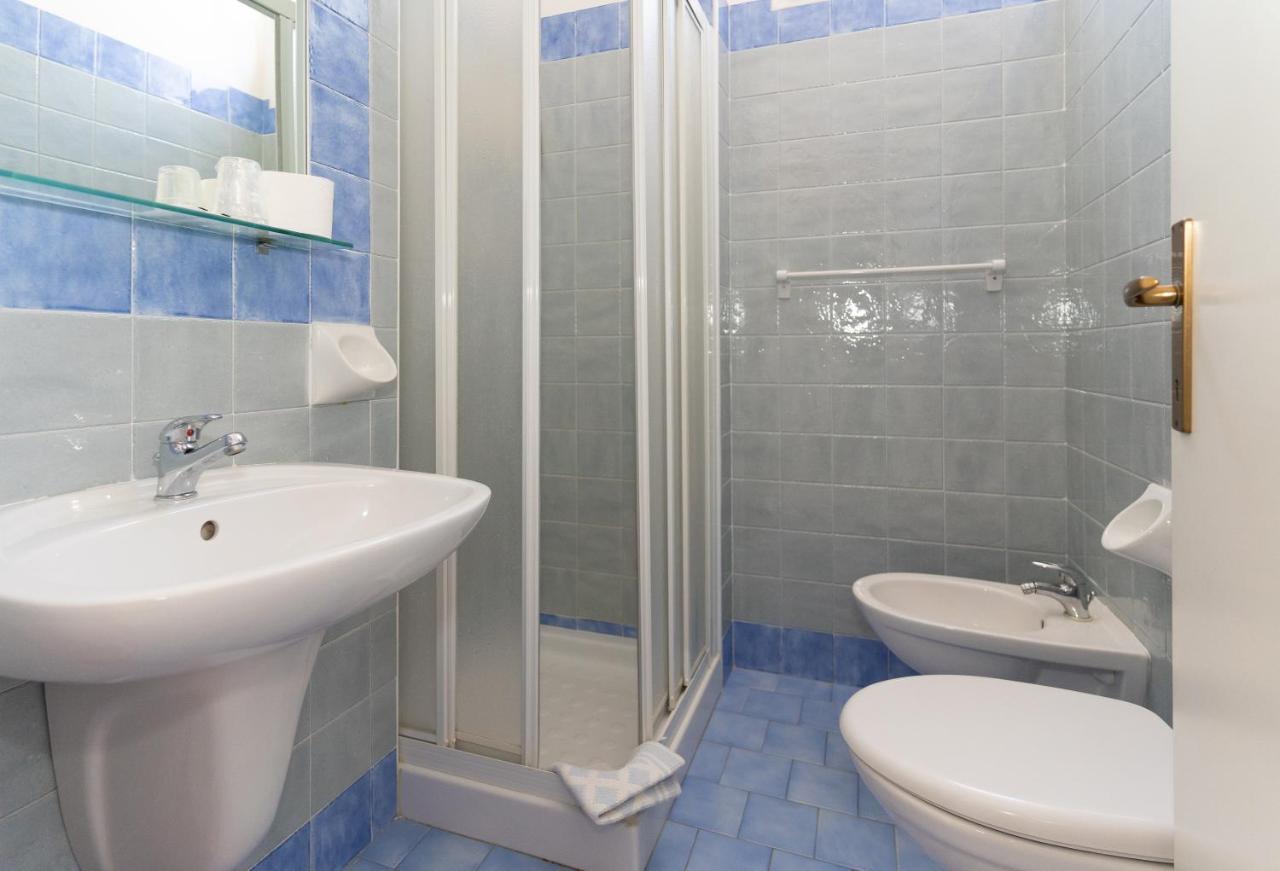 Hotel Villa Isola Rimini Zewnętrze zdjęcie