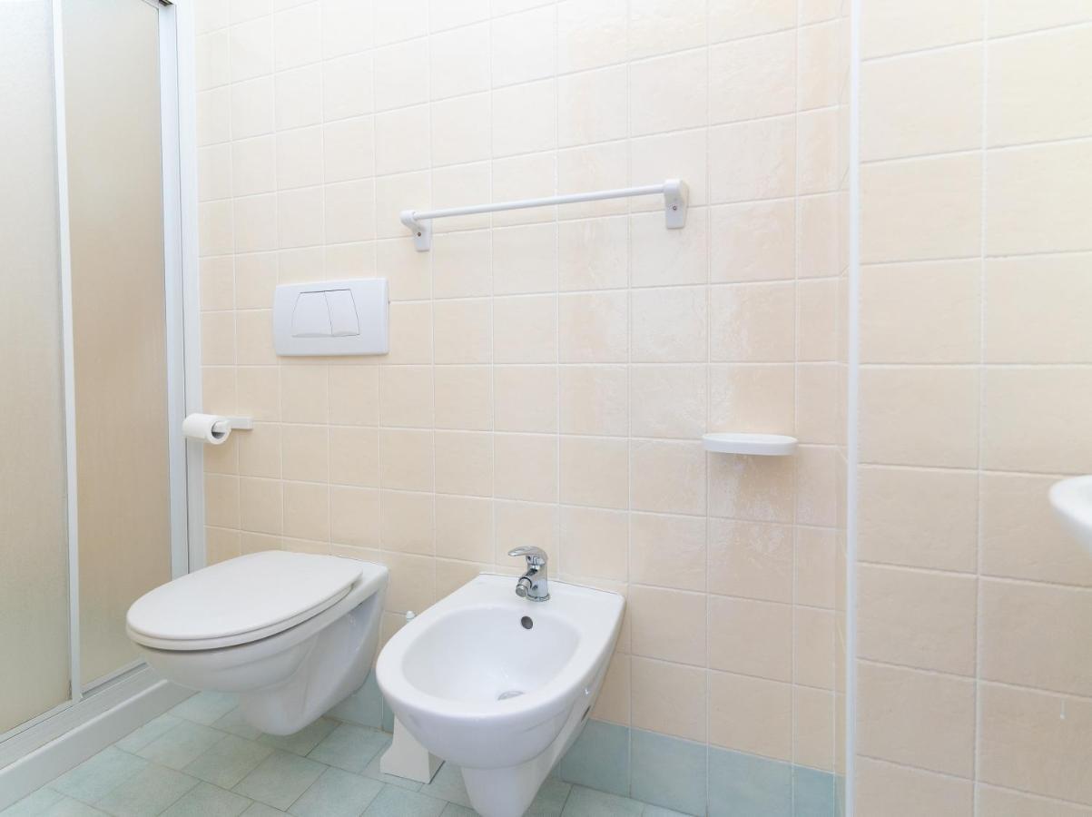 Hotel Villa Isola Rimini Zewnętrze zdjęcie