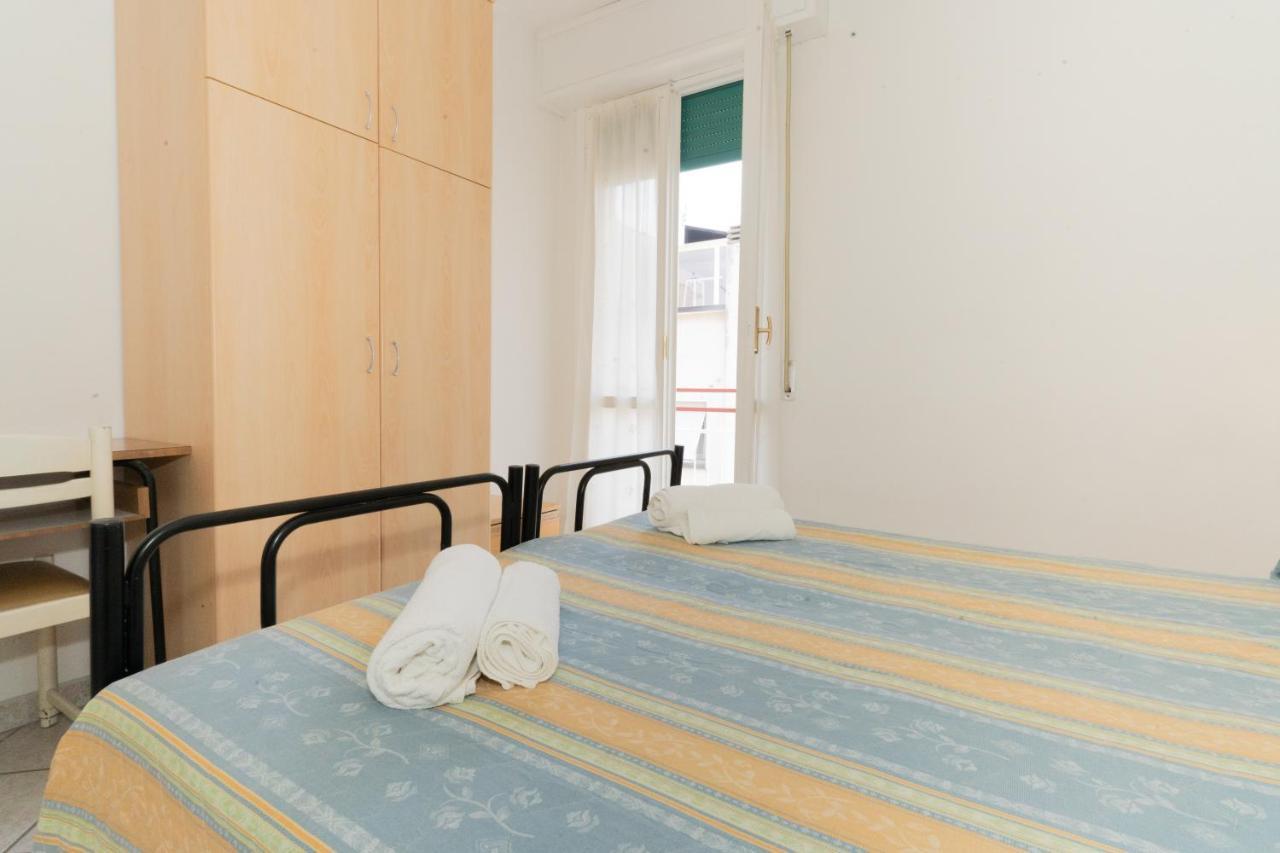 Hotel Villa Isola Rimini Zewnętrze zdjęcie